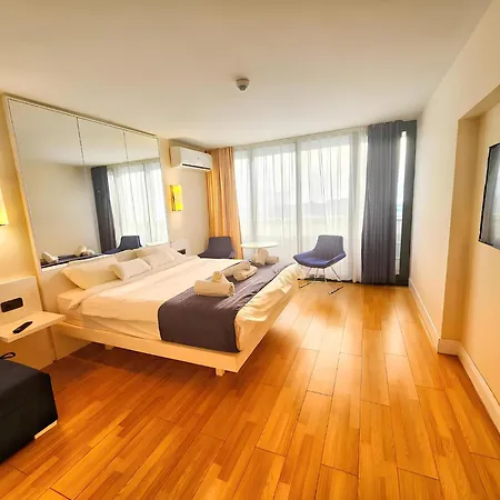Orbi City Superior Aparthotel Batumi Exterior photo