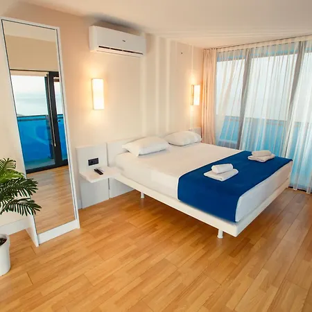 Orbi City Superior Aparthotel Batumi Exterior photo