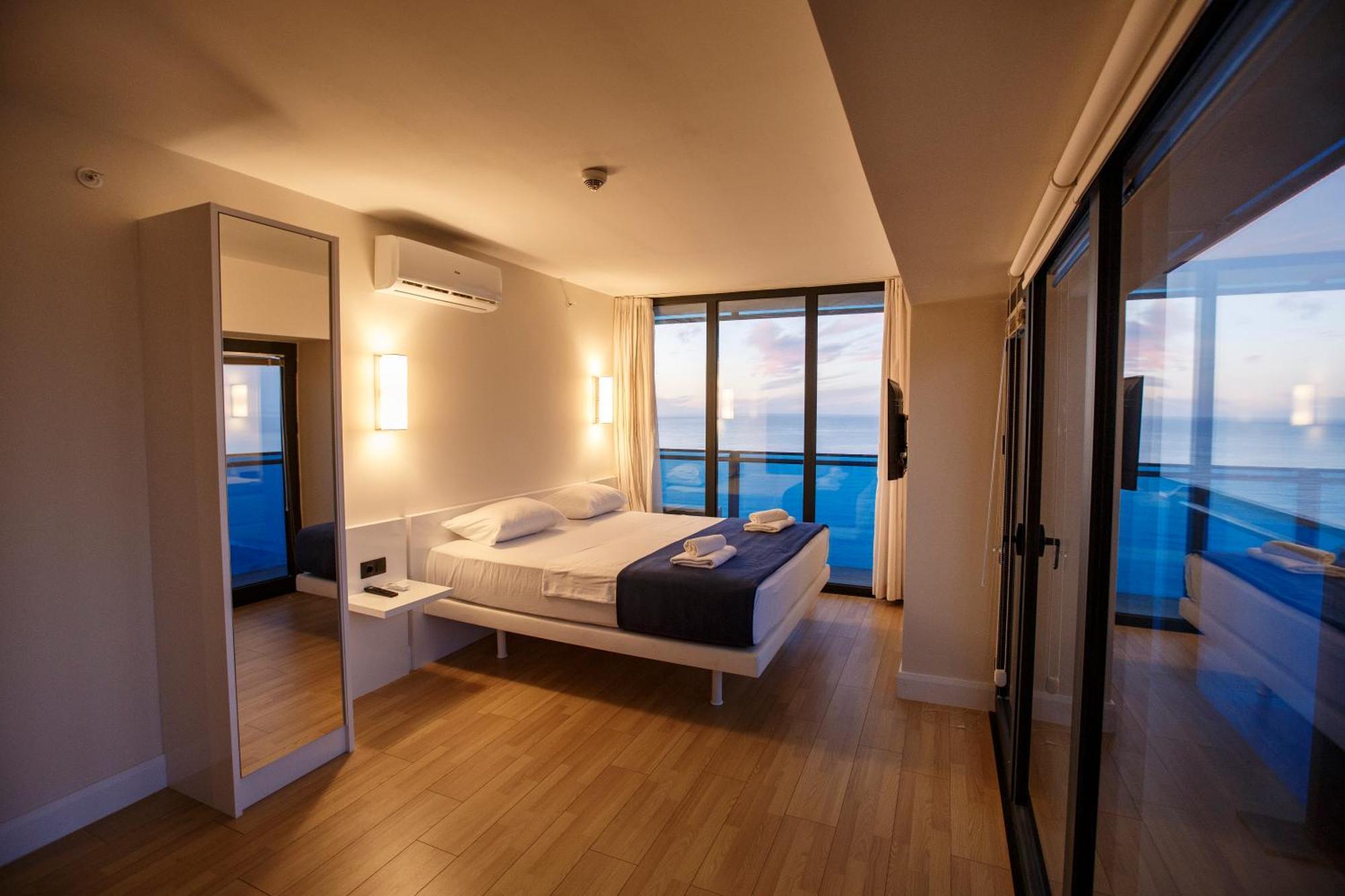 Apartment Orbi Superior 5*