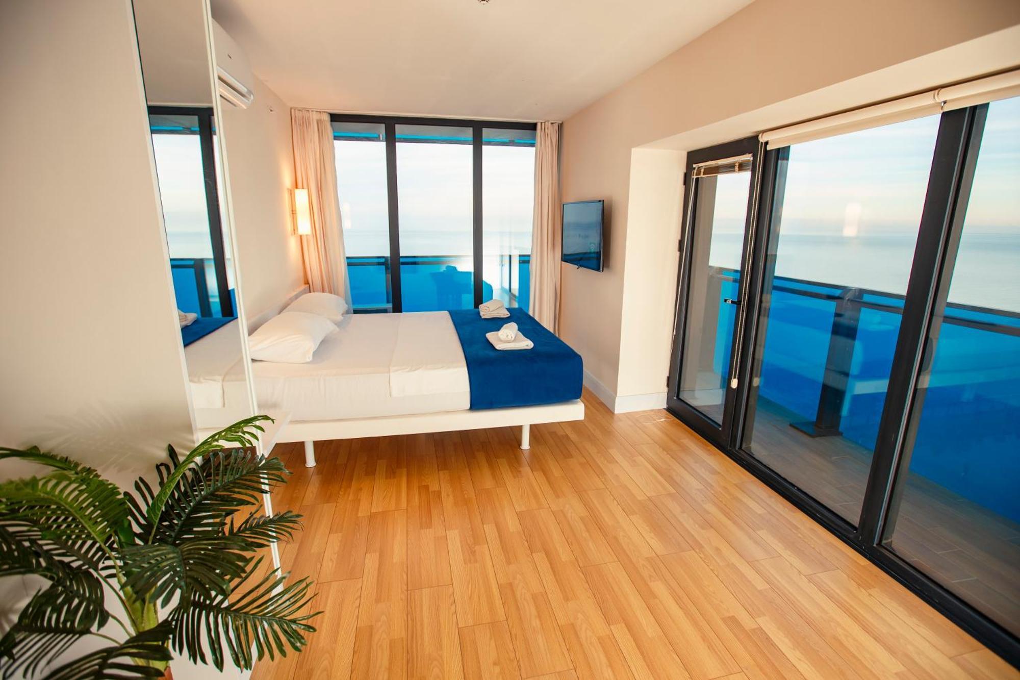 Apartment Orbi Superior 5*