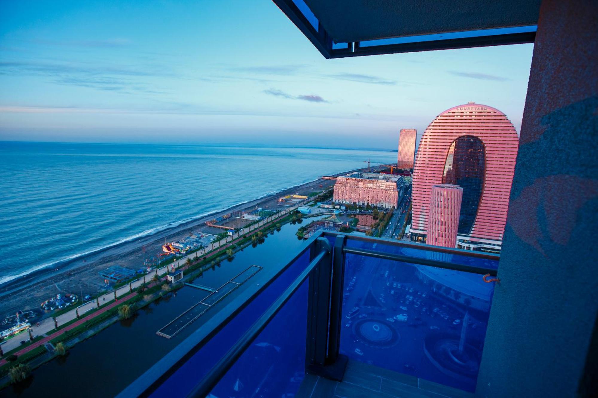 Orbi Superior Apartment Batumi