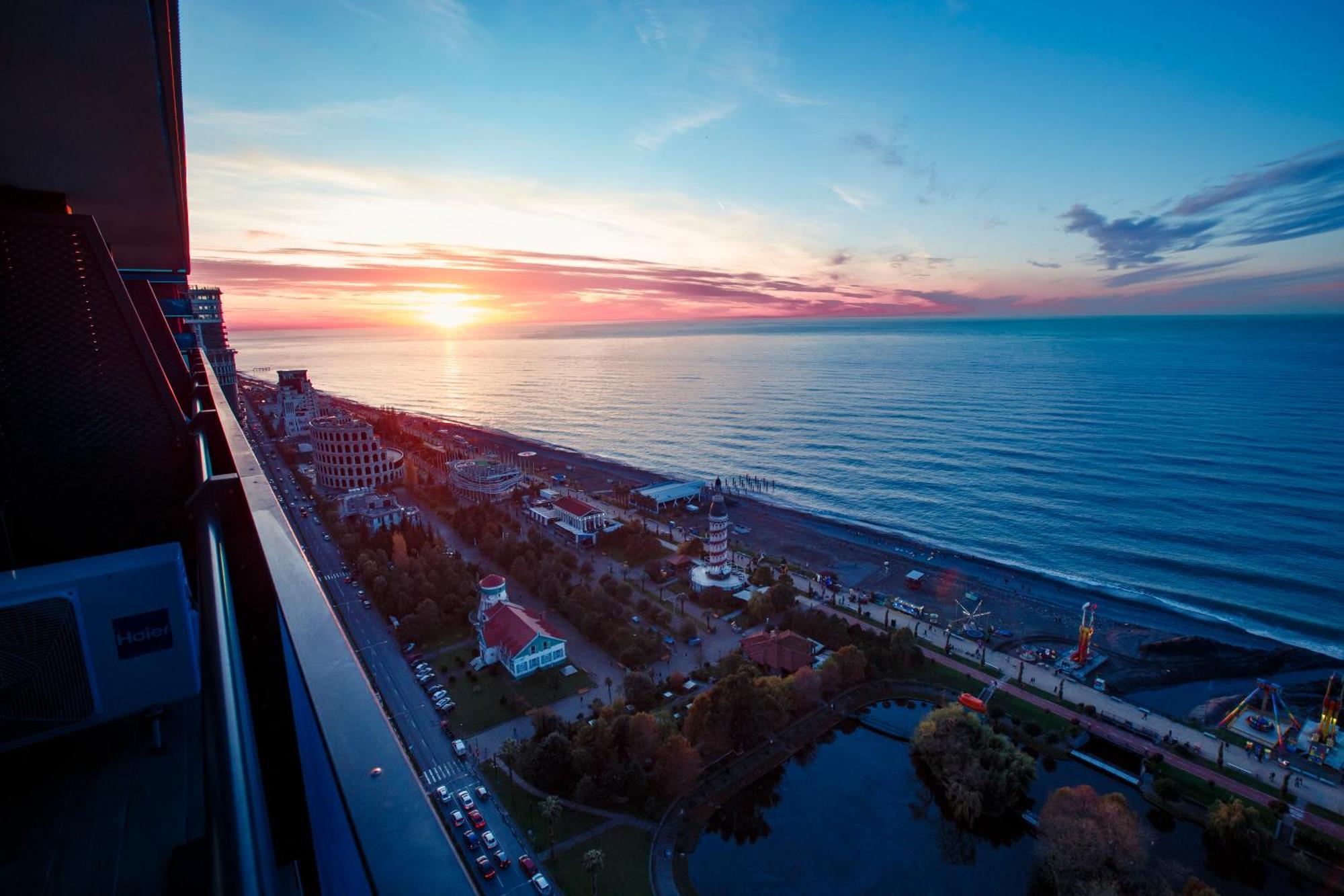 Orbi Superior 5* Batumi